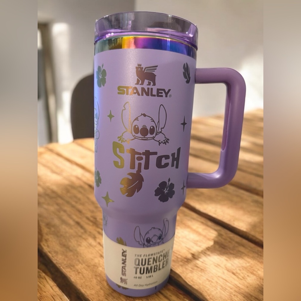 Stanley Stitch Purple 40 oz. Flowstate Quencher H2.0 Tumbler.